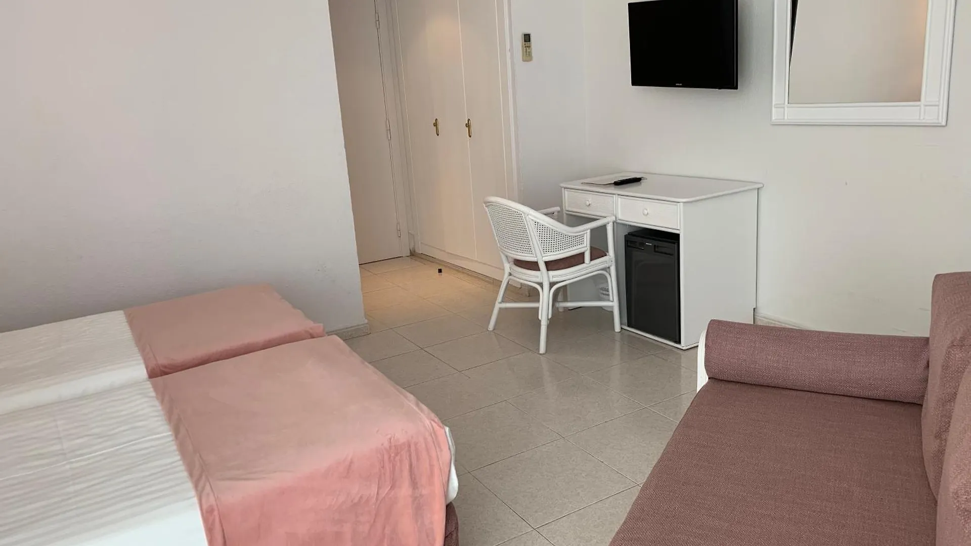 Hotel Aromar Castell-Castell-Platja d'Aro 4*,  Espagne