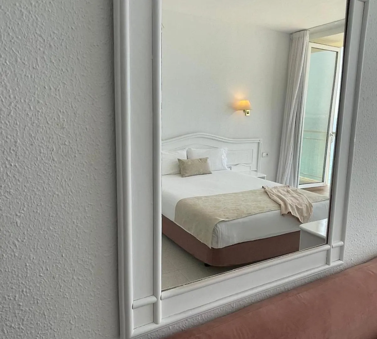 Hotel Aromar Castell-Platja d’Aro 4*,